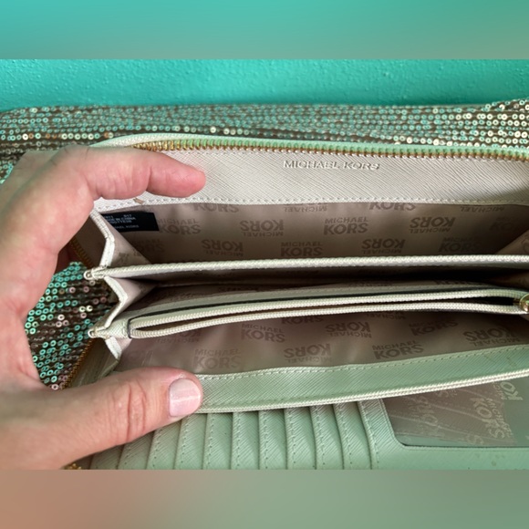 Michael Kors Patterned Wallet - Picture 4 of 4